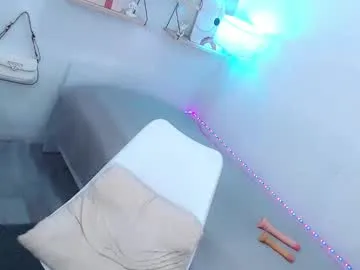 eilleh_loure Image 16