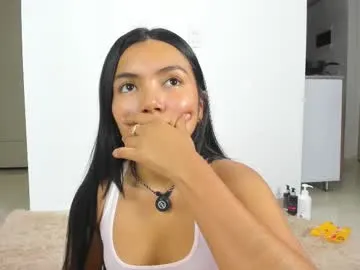 emi_latingirl Image 15