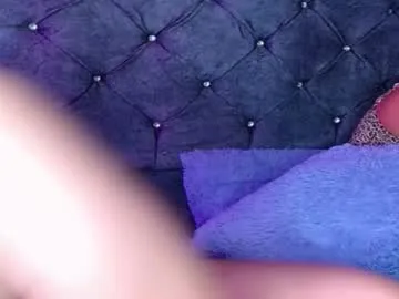 emilypacho_ Image 4
