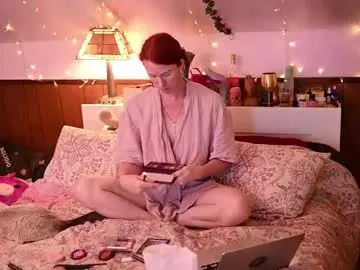 fayeholloway Image 4