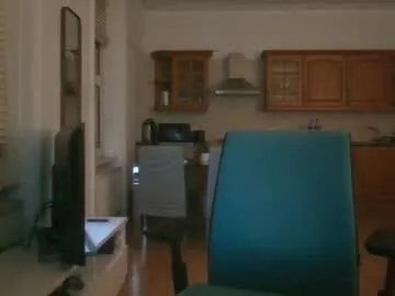 frenchbdmaninlondon's Thumb Image