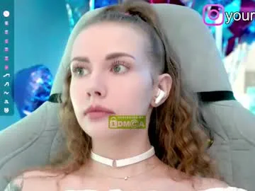 hustleebabyy_vikki Image 4