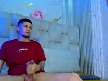 kendalltaylorr Image 16