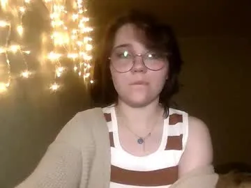 lily_violettt's Thumb Image