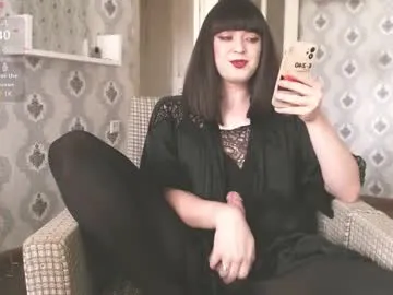 mia_wallase Image 4