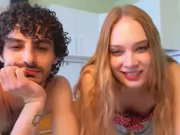 peachcreamcouple Image 4