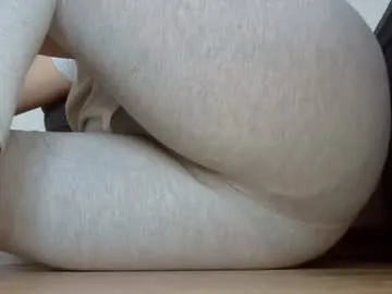 wet_pants2022 Image 18