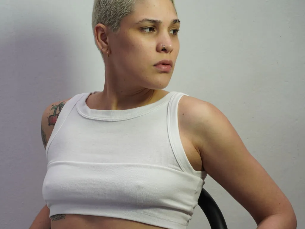 LauraaRosee's Thumb Image